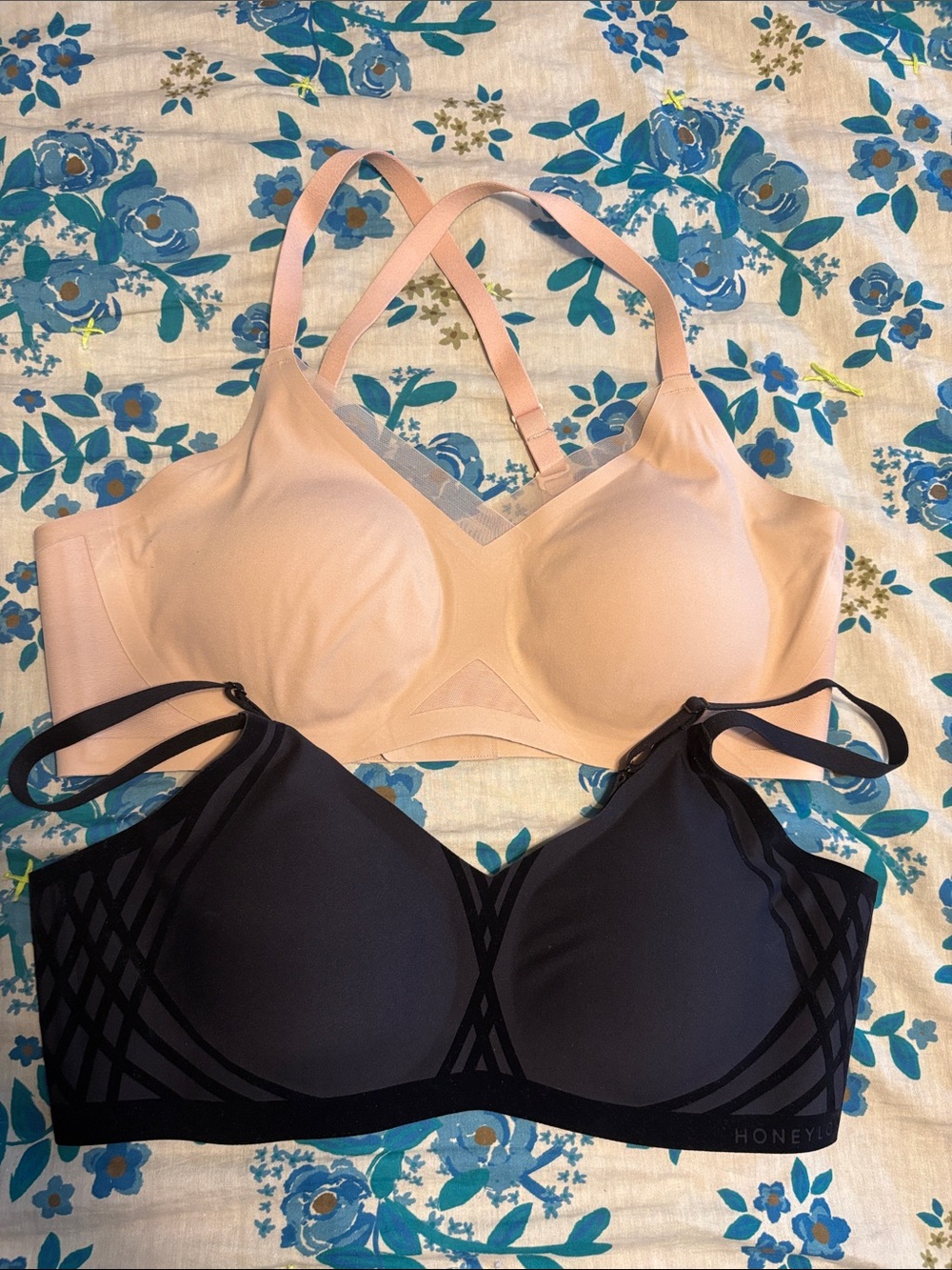 Two: Like New! Seamless Support Bras (L) - Nude and Black